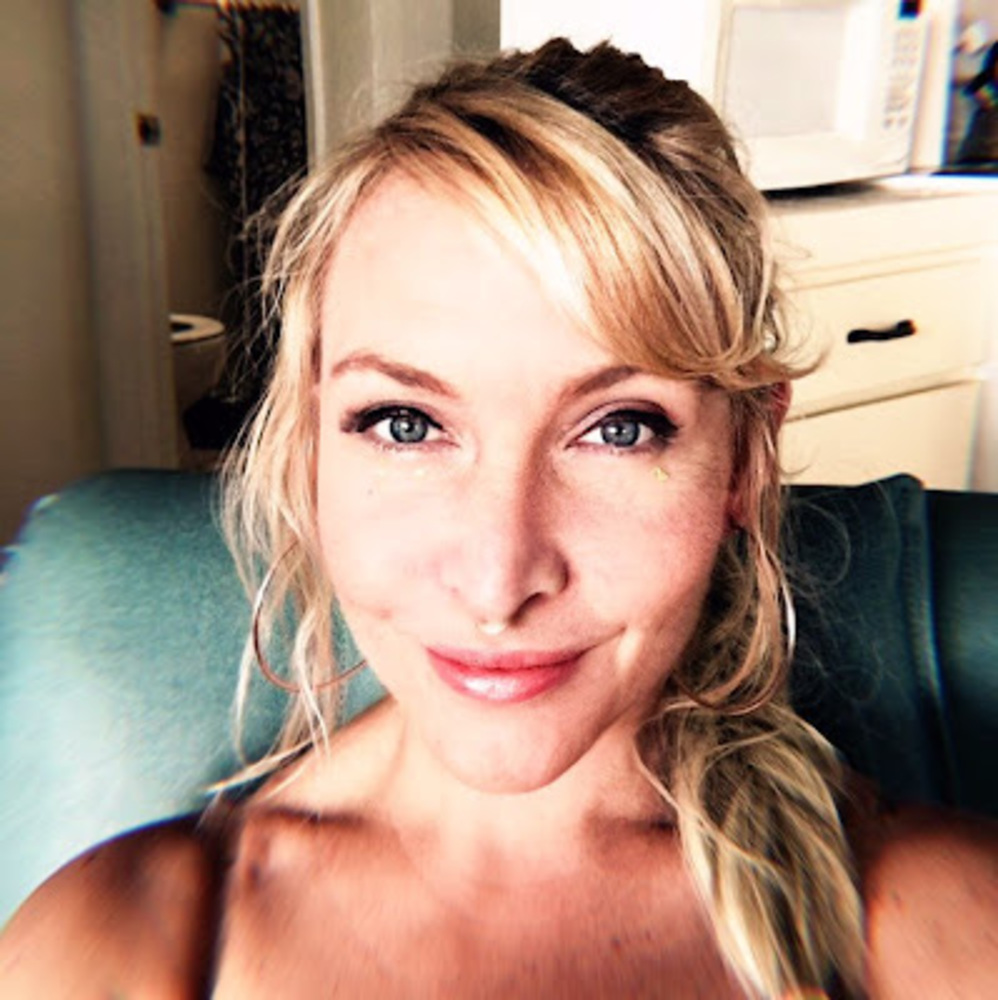 Meet your Posher, Joanna